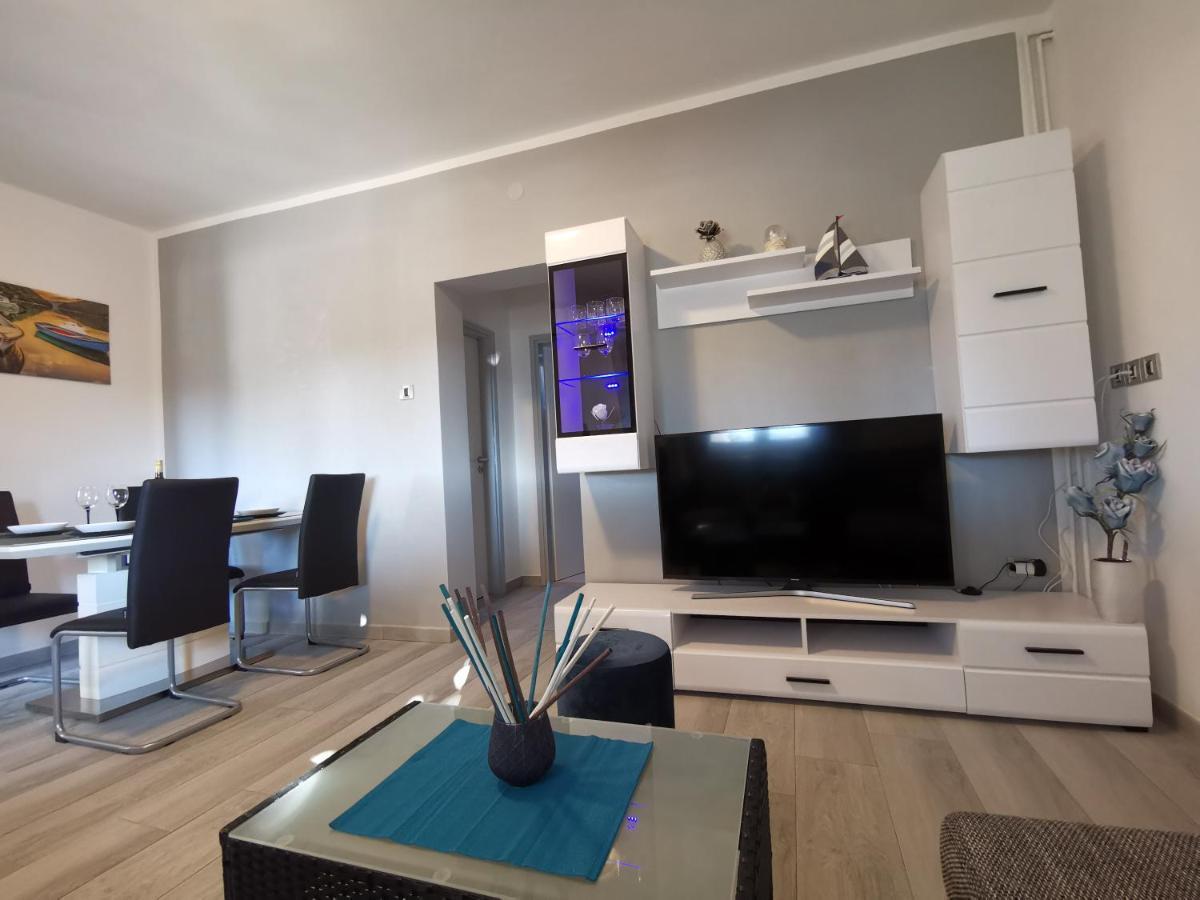 Apartman Rocan Върсар Екстериор снимка
