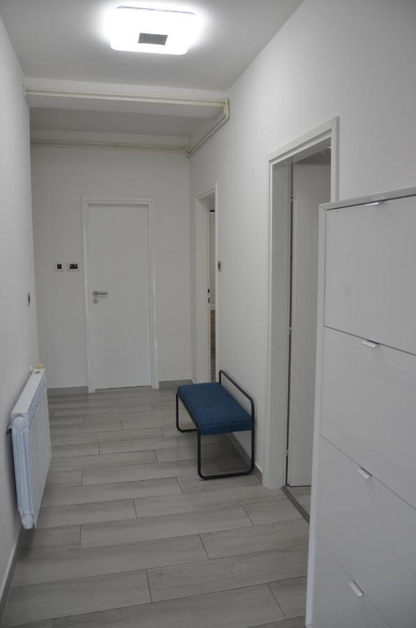 Apartman Rocan Върсар Екстериор снимка