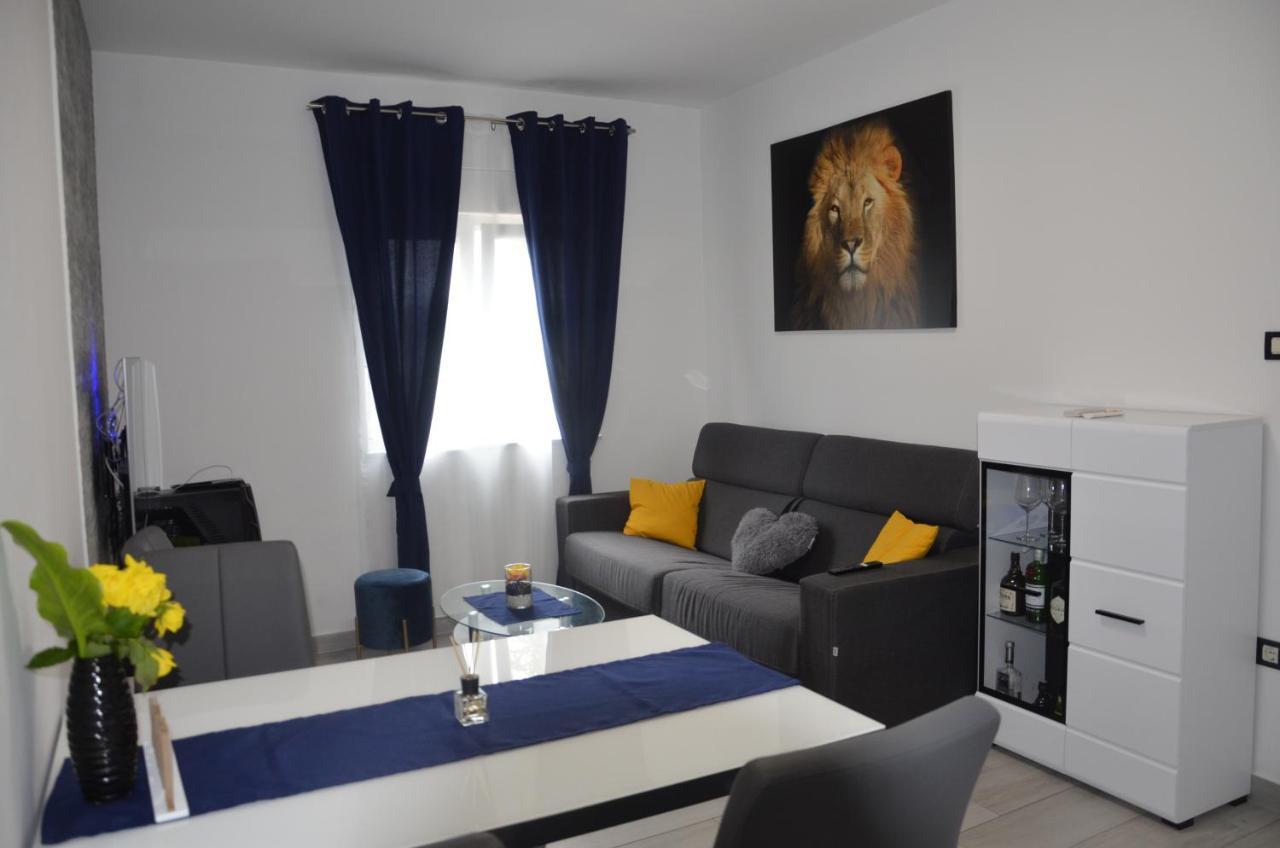 Apartman Rocan Върсар Екстериор снимка