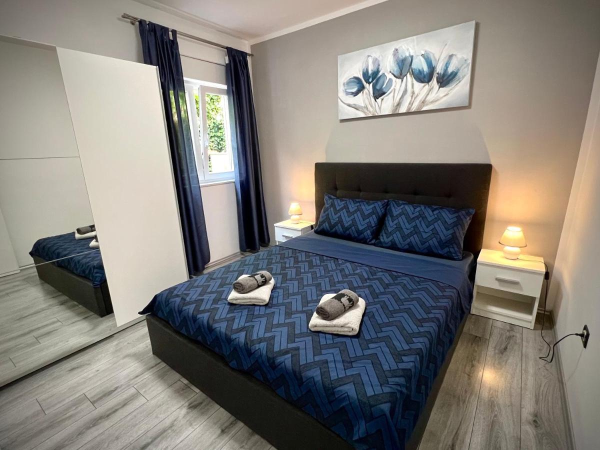 Apartman Rocan Върсар Екстериор снимка