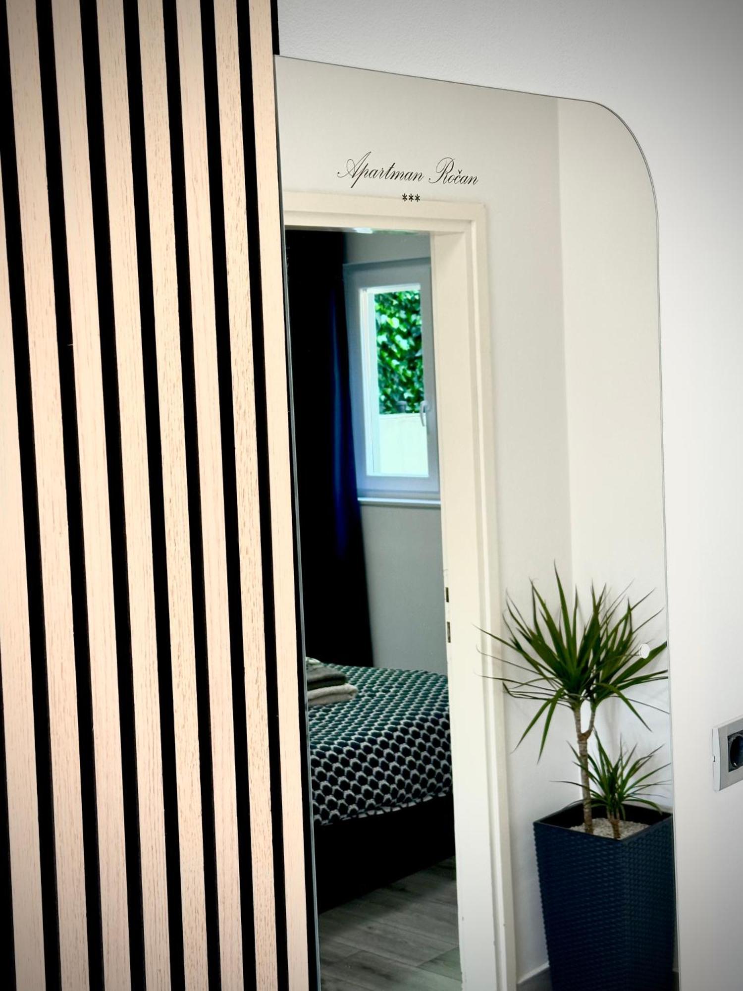 Apartman Rocan Върсар Екстериор снимка