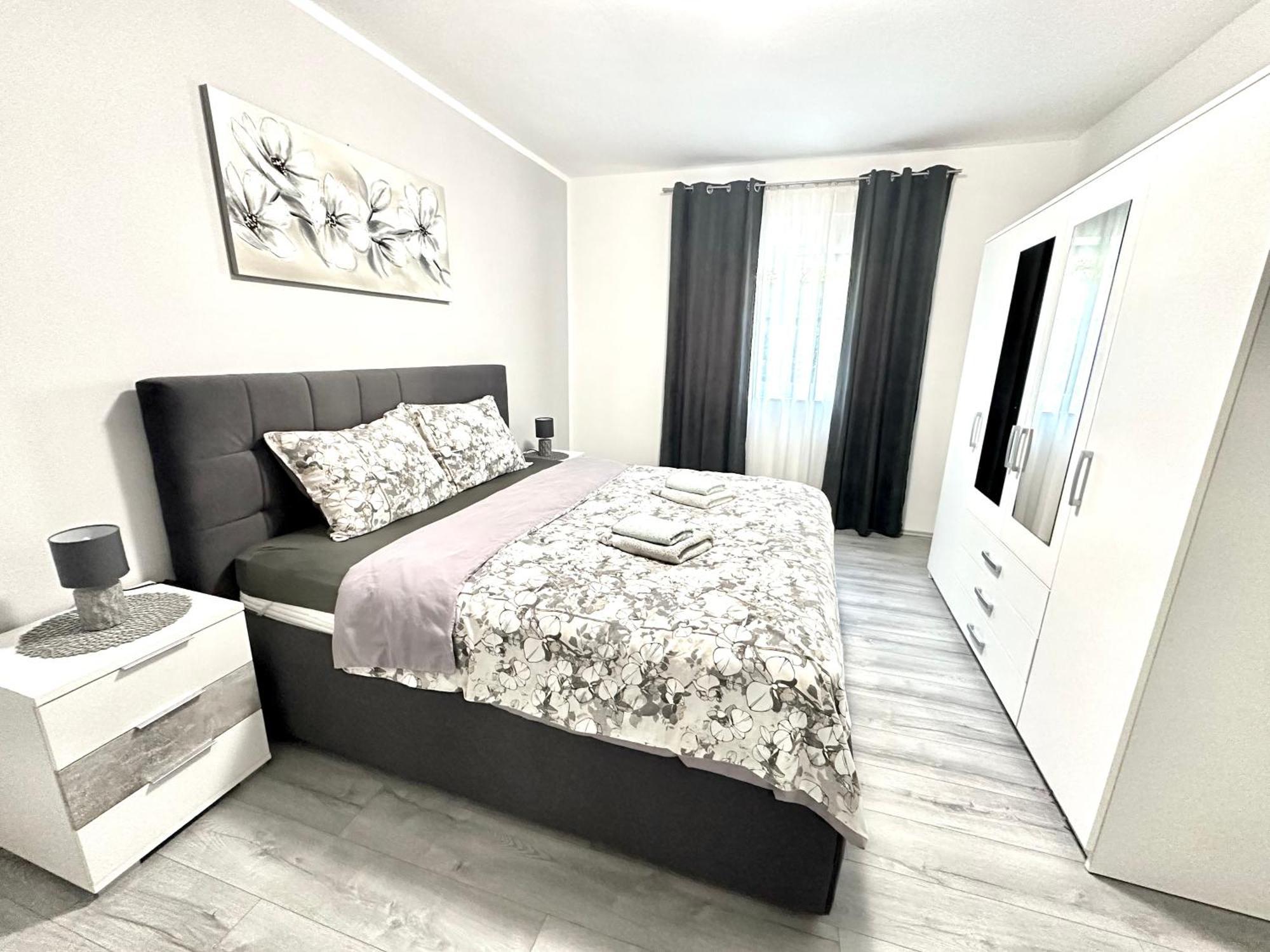 Apartman Rocan Върсар Екстериор снимка